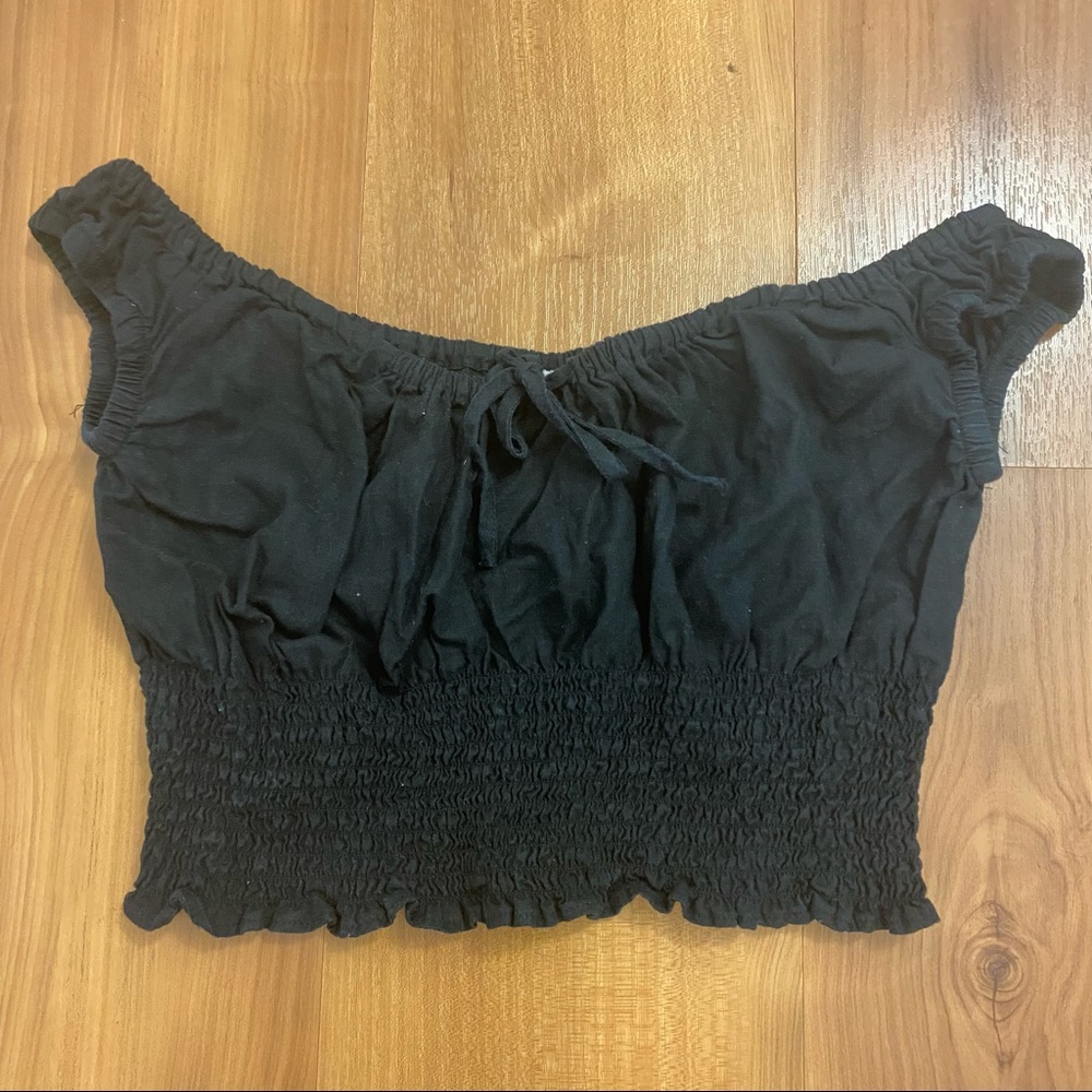 Off the Shoulder Black Cinched top - Brandy Melville
